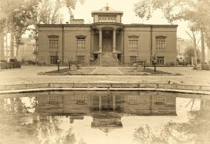 عدم توجه به خانه های قدیمی مساوی با از بین رفتن بخشی از شناسنامه فرهنگی و هویت تاریخی نیشابور عدم توجه به خانه های قدیمی مساوی با از بین رفتن بخشی از شناسنامه فرهنگی و هویت تاریخی نیشابور