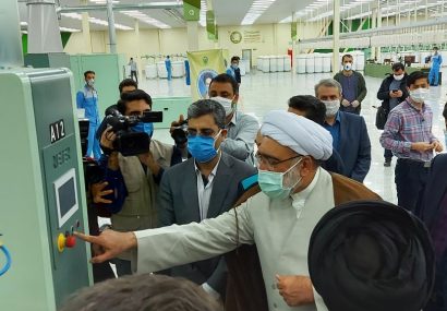 با حضور تولیت آستان قدس خط تولید نخ ظریف در نیشابور راه اندازی شد با حضور تولیت آستان قدس خط تولید نخ ظریف در نیشابور راه اندازی شد