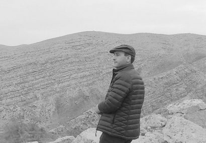 ماه بر کوهان جدیدترین دفتر شعر جواد کلیدری ماه بر کوهان جدیدترین دفتر شعر جواد کلیدری