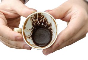 پای بساط چند فالگیر! پای بساط چند فالگیر!