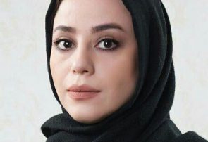 مخاطب هم ترجیحی به شنیدن کلاسیکها ندارد و ترجیح به شعر سپید است مخاطب هم ترجیحی به شنیدن کلاسیکها ندارد و ترجیح به شعر سپید است