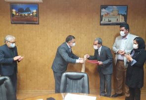 شهردار از شهروند خوشذوق نیشابوری تقدیر کرد شهردار از شهروند خوشذوق نیشابوری تقدیر کرد