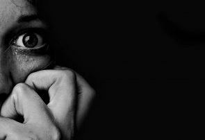 هفت نشانه قربانیان خشونت خانگی هفت نشانه قربانیان خشونت خانگی