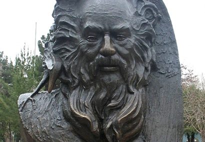 عرفان عطار، ساده و دوست داشتنی است عرفان عطار، ساده و دوست داشتنی است