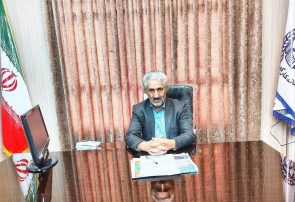 برخی از کارفرمایان بیش از نیمی از حقوق پرداختی به کارگرانشان را پس میگیرند برخی از کارفرمایان بیش از نیمی از حقوق پرداختی به کارگرانشان را پس میگیرند