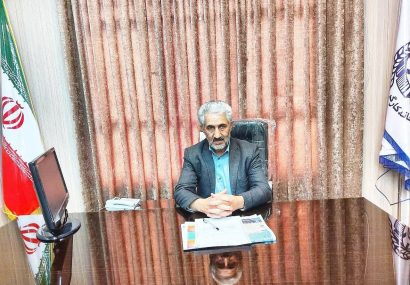 برخی از کارفرمایان بیش از نیمی از حقوق پرداختی به کارگرانشان را پس میگیرند برخی از کارفرمایان بیش از نیمی از حقوق پرداختی به کارگرانشان را پس میگیرند