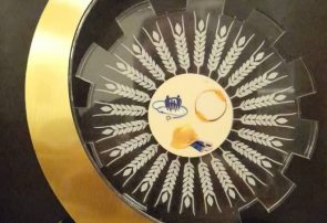 برگزیده شدن فولاد خراسان به عنوان واحد تولیدی نمونهی کار استان برگزیده شدن فولاد خراسان به عنوان واحد تولیدی نمونهی کار استان