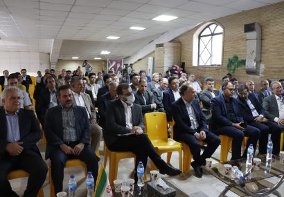 دومین نمایشگاه توانمندیهای صنایع و معادن نیشابور برگزار شد دومین نمایشگاه توانمندیهای صنایع و معادن نیشابور برگزار شد