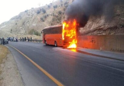 اتوبوس حامل بازیکنان تیم فوتسال ایران خودرو خراسان در آتش سوخت اتوبوس حامل بازیکنان تیم فوتسال ایران خودرو خراسان در آتش سوخت