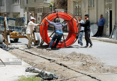 همهی شهر نیشابور زیر پوشش فیبر نوری میرود همهی شهر نیشابور زیر پوشش فیبر نوری میرود