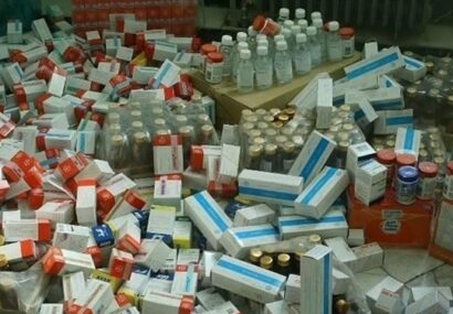 کشف سرنخهایی از باند تولید داروهای غیرمجاز و تقلبی در نیشابور کشف سرنخهایی از باند تولید داروهای غیرمجاز و تقلبی در نیشابور