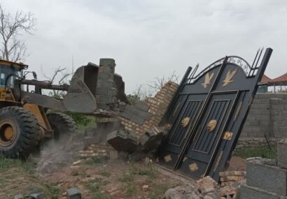 قلع و قمع ۲۱ تغییر کاربری غیرمجاز در نیشابور قلع و قمع ۲۱ تغییر کاربری غیرمجاز در نیشابور