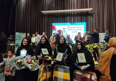 از معلمان نمونه استانی و منطقه‌ای نیشابور تجلیل شد