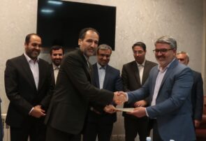 امضای تفاهمنامه ساخت مجتمع ورزشی در فیروزه با مشارکت فولاد خراسان امضای تفاهمنامه ساخت مجتمع ورزشی در فیروزه با مشارکت فولاد خراسان