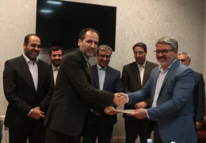 امضای تفاهمنامه ساخت مجتمع ورزشی در فیروزه با مشارکت فولاد خراسان امضای تفاهمنامه ساخت مجتمع ورزشی در فیروزه با مشارکت فولاد خراسان