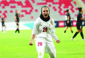 صعود تیم ملی فوتبال زنان ایران با گل طلایی سارا دیدار ستاره نیشابوری صعود تیم ملی فوتبال زنان ایران با گل طلایی سارا دیدار ستاره نیشابوری