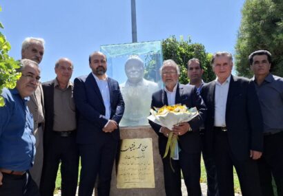 رونمایی از سردیس محمد رفیقیان؛ پاسداشت نیمقرن تلاش پدر صنعت نیشابور رونمایی از سردیس محمد رفیقیان؛ پاسداشت نیمقرن تلاش پدر صنعت نیشابور