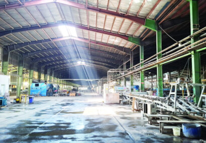 قطع برق؛ کابوس تکراری صنایع / کارخانهها زیر بار هزینههای سنگین انرژی کمرشان خم شده و خطر تعطیلی و تعدیل گسترده نیروها جدی است قطع برق؛ کابوس تکراری صنایع / کارخانهها زیر بار هزینههای سنگین انرژی کمرشان خم شده و خطر تعطیلی و تعدیل گسترده نیروها جدی است