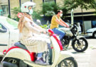 موتورسواری بانوان آزاد در قانون، ممنوع در خیابان