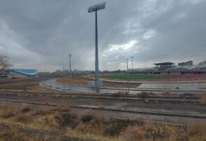 ورزشگاه نیمه‌تمام انقلاب با ۱۷ میلیارد تومان بدهی هنوز نور ندارد