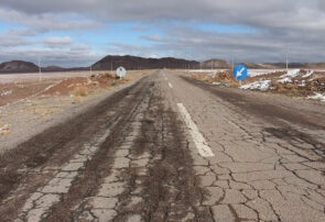 جاده نیشابور به کاشمر؛ جادهای که به جای تسهیل، تنبیه میکند جاده نیشابور به کاشمر؛ جادهای که به جای تسهیل، تنبیه میکند